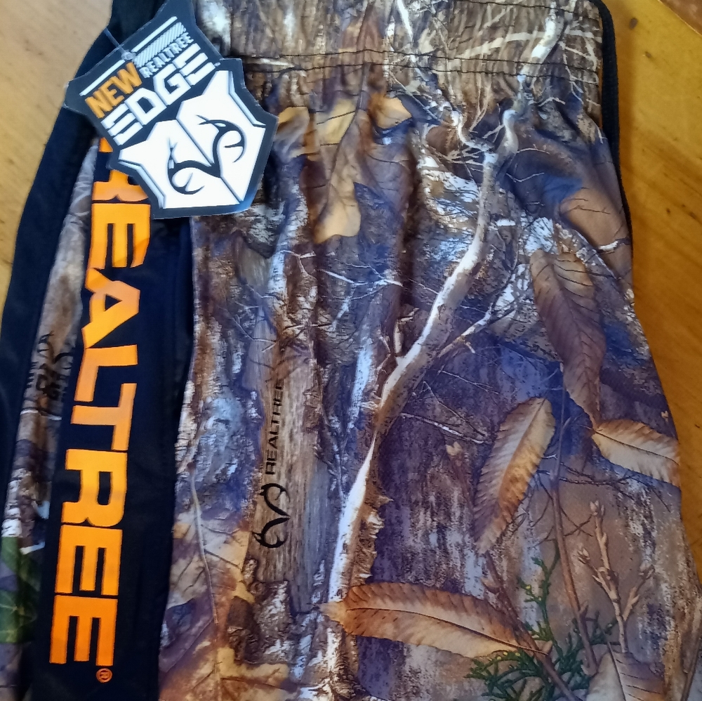 Real tree mens shorts
